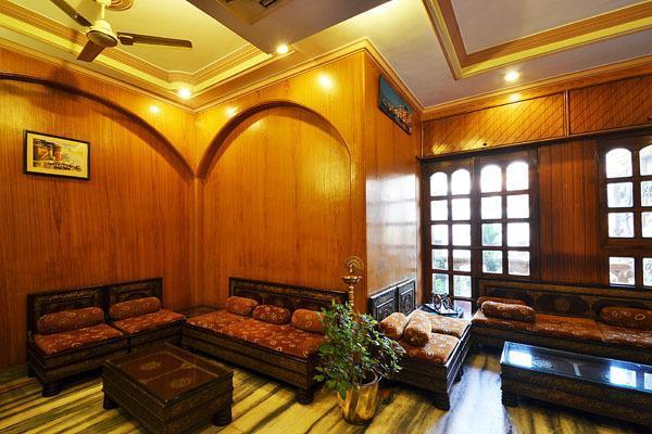 Hotel Divya Varanasi Bagian luar foto